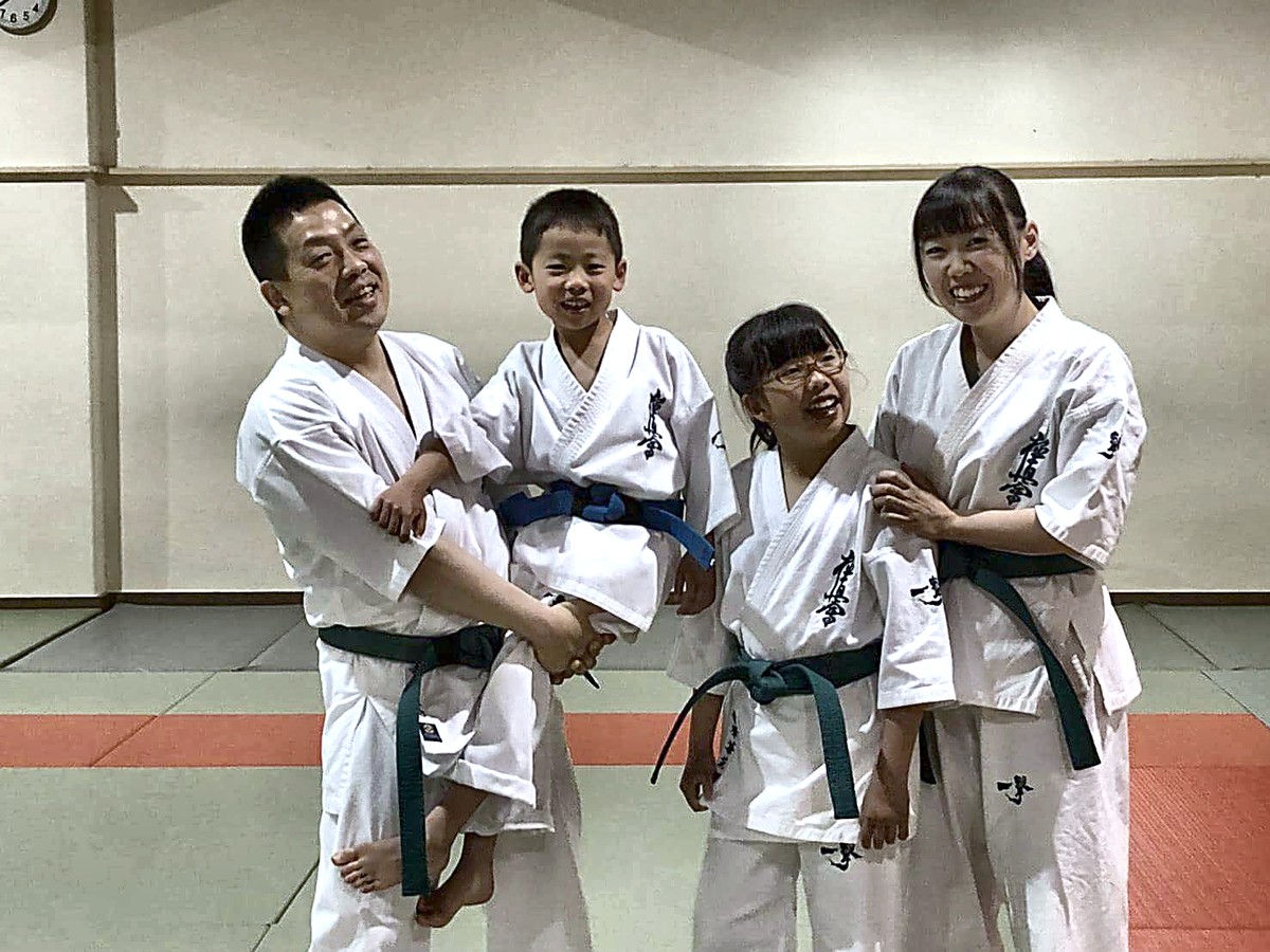 親子で通う道場生(一般・壮年クラス)